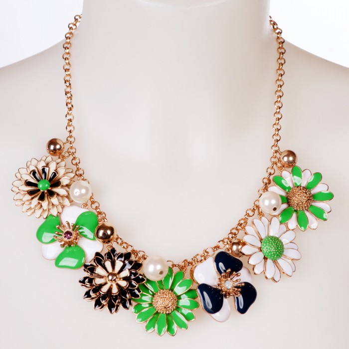 Gems necklace