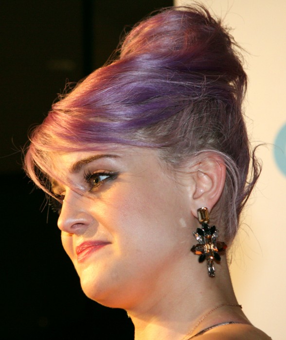 Kelly Osbourne silver hair